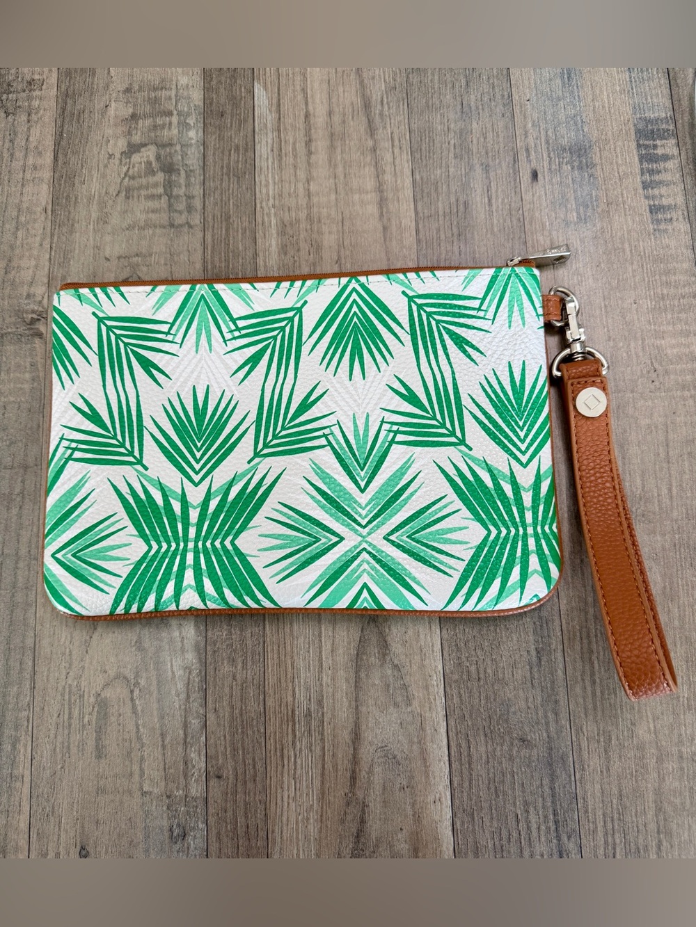 thirty-one White and Green Palm Print Ruby Mini Pouch Bag with Wristlet